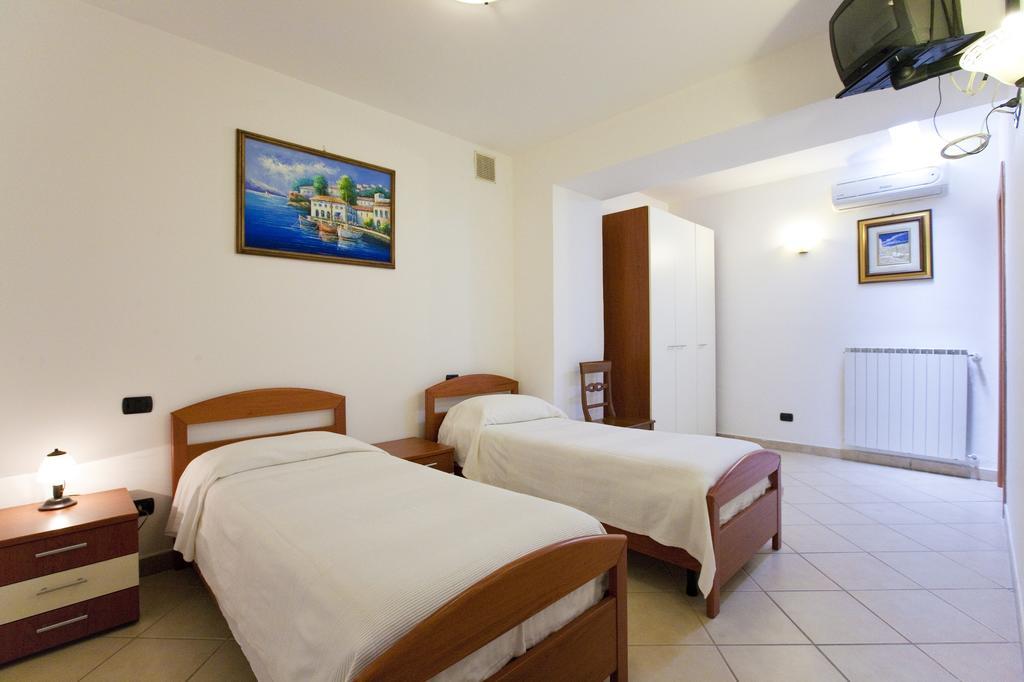 Olga'S Residence Relais Nerano Pokoj fotografie