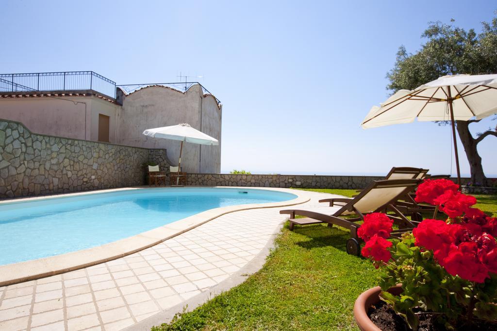 Olga'S Residence Relais Nerano Pokoj fotografie